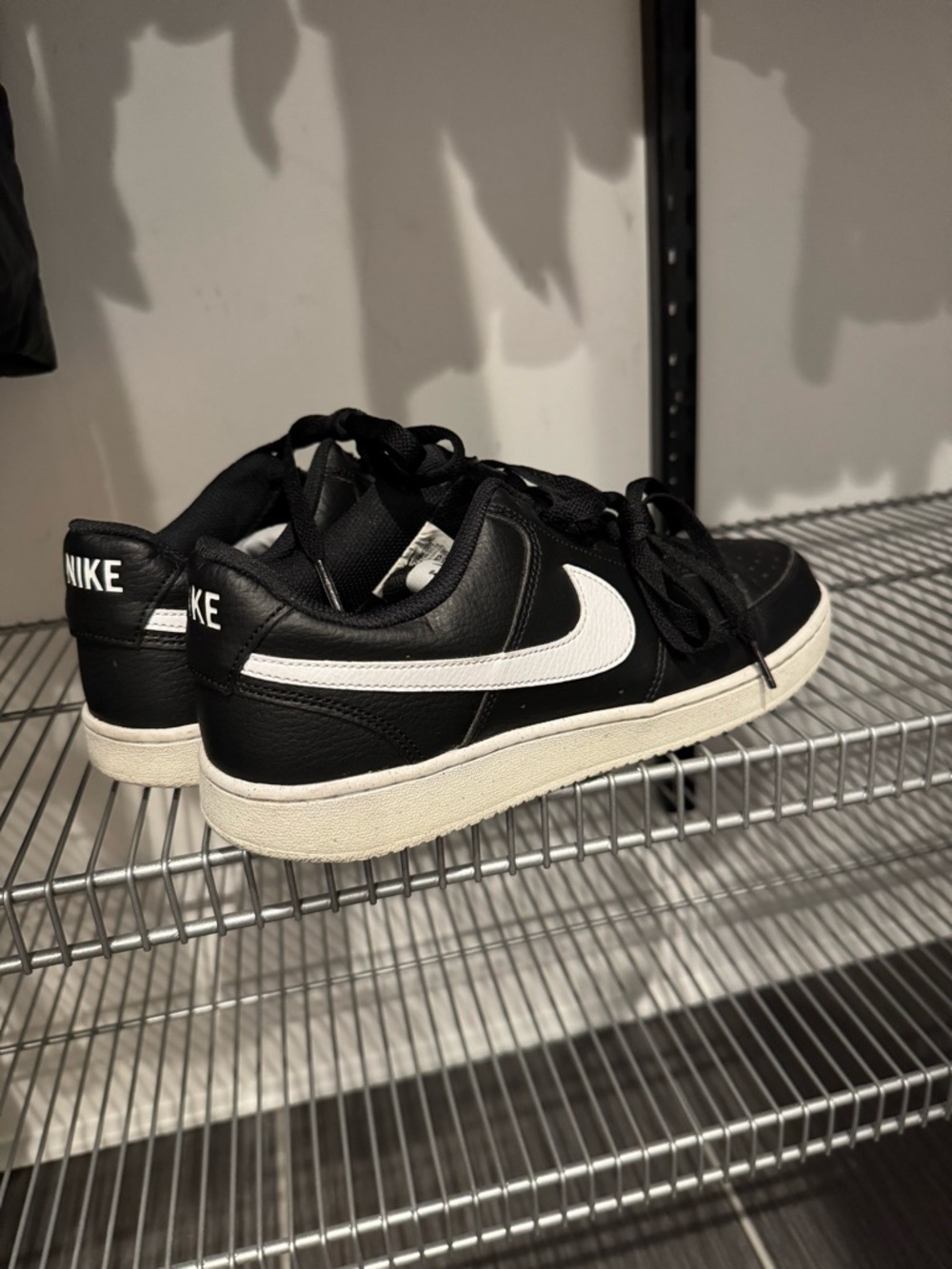 Nike Black and White Low-Top Sneakers - Picture 6 of 9